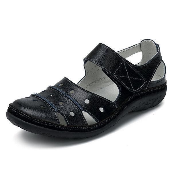 Trendige orthopädische Sommersandalen