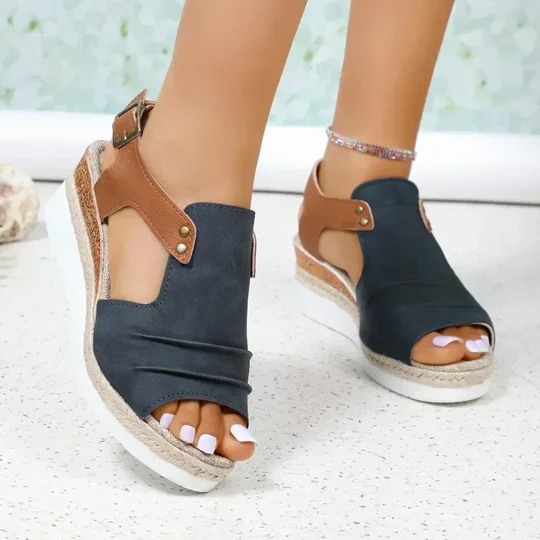 Sommer Sandalen mit dicken Sohlen für Frauen