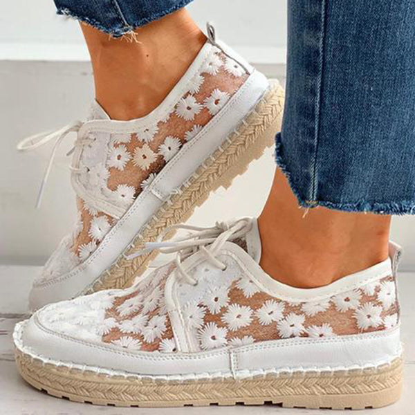 Orthopädische Mesh-Schuhe mit floralen Akzenten