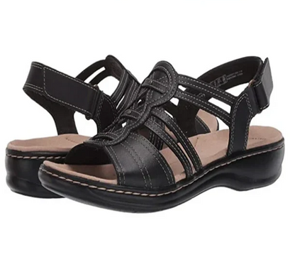 Polierte und frische Sandalen