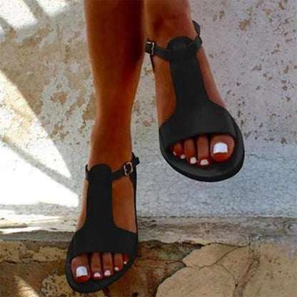 Klassische flache Damensandalen mit weicher Schnalle