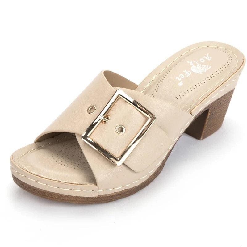 Sandalen mit Keilabsatz für Frauen