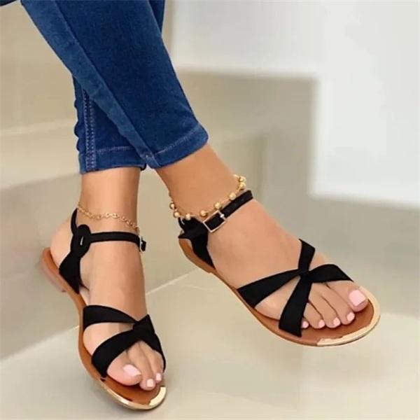 Elegante und bequeme Sommersandalen