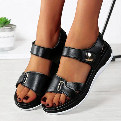 Flache Sandalen aus Leder für Frauen