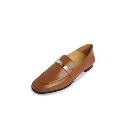 Loafer aus Leder mit goldener Schnalle