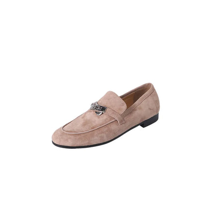 Flache Loafer aus Wildleder mit Spange