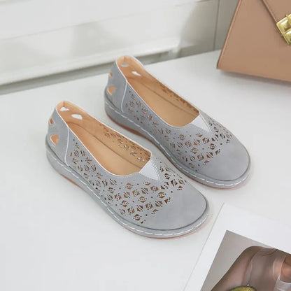 Elegante Slipper mit hohlem Muster