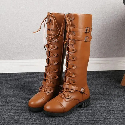 Stützende und modische orthopädische Stiefel