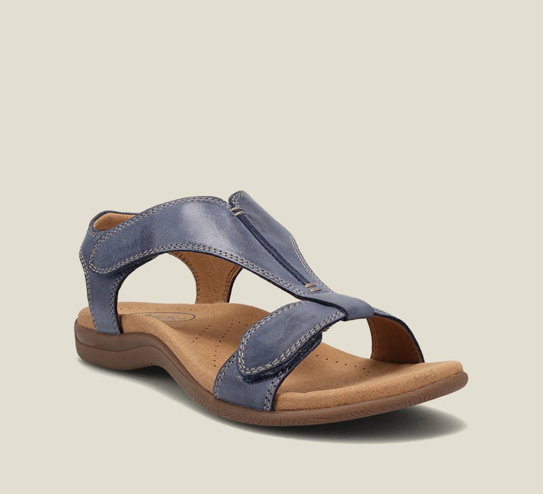 Klassische und frische Sandalen