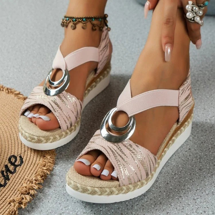 Sandalen im böhmischen Stil zum Hineinschlüpfen