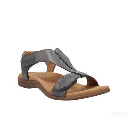 Klassische und atmungsaktive Sandalen